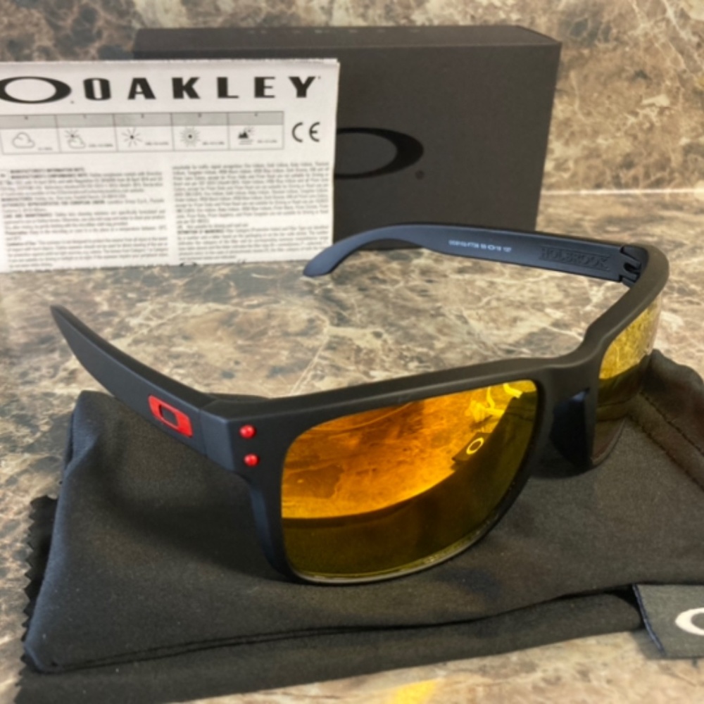 Oakley Holbrook Sunglasses